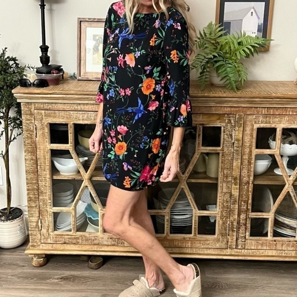 Old Navy Flower Print Shift Dress - Picture 2 of 11